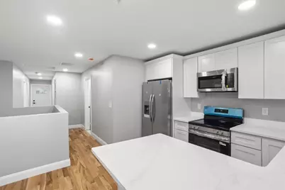 28 Potters Avenue, Providence, RI 02905 - Photo 16