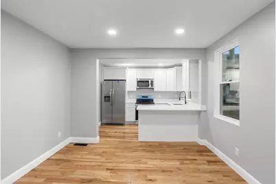 28 Potters Avenue, Providence, RI 02905 - Photo 4