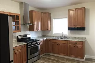 93 Chapin Ave, Providence, RI 02909 - Photo 1