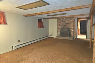 103 Windward Dr, Portsmouth, RI 02871 - Photo 14