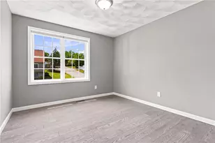17 Ostend St, Johnston, RI 02919 - Photo 18