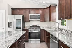 17 Ostend St, Johnston, RI 02919 - Photo 6