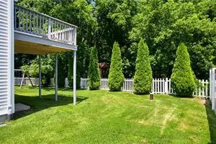 17 Ostend St, Johnston, RI 02919 - Photo 30