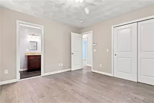 17 Ostend St, Johnston, RI 02919 - Photo 20