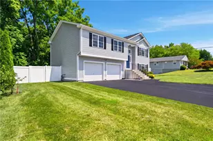 17 Ostend St, Johnston, RI 02919 - Photo 28