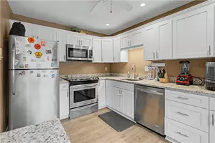 494 Round Hill Ct, Warwick, RI 02886 - Photo 12