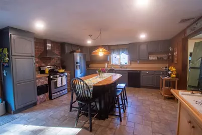 122 Elton Circle, Cranston, RI 02921 - Photo 18