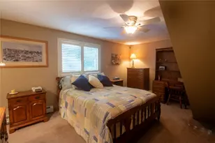 122 Elton Cir, Cranston, RI 02921 - Photo 26