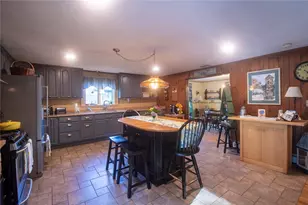 122 Elton Cir, Cranston, RI 02921 - Photo 16