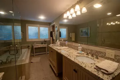122 Elton Circle, Cranston, RI 02921 - Photo 24