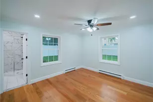 25 Pleasant Ave, Narragansett, RI 02882 - Photo 20