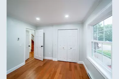 25 Pleasant Avenue, Narragansett, RI 02882 - Photo 16