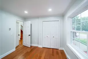 25 Pleasant Ave, Narragansett, RI 02882 - Photo 16