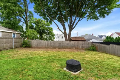 8 Henry Street, East Providence, RI 02914 - Photo 12