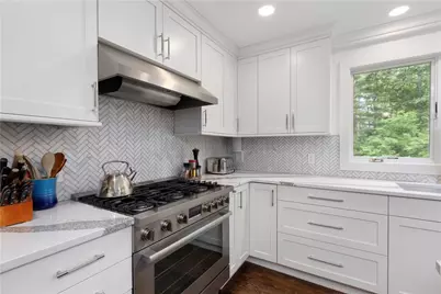 257 Shannock Road, South Kingstown, RI 02879 - Photo 16