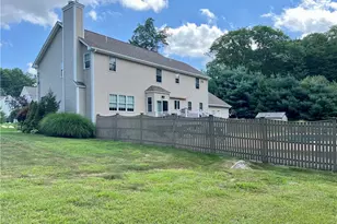 35 East Lantern Rd, Smithfield, RI 02917 - Photo 6