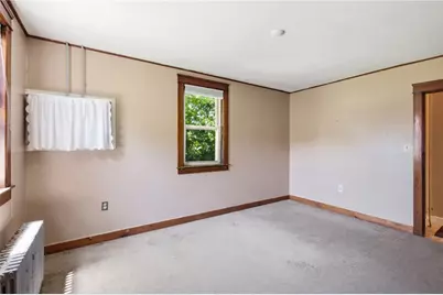 247 West Main Road, Middletown, RI 02842 - Photo 36