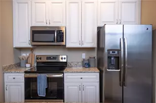 413 Central Ave, Pawtucket, RI 02861 - Photo 4