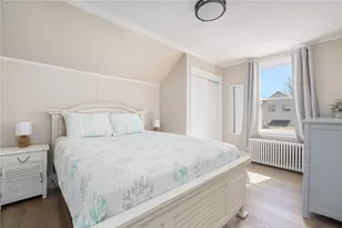 4 Vaughn Ave, Newport, RI 02840 - Photo 14