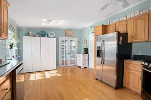 9 Mockingbird Ln, Tiverton, RI 02878 - Photo 16