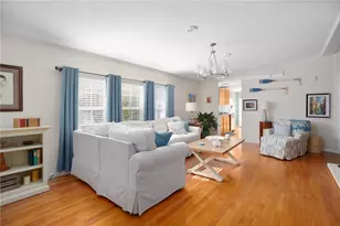 9 Mockingbird Ln, Tiverton, RI 02878 - Photo 8