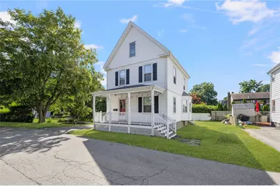 9 Cummings Road, Newport, RI 02840 - Photo 2