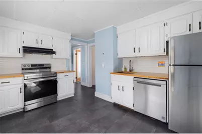 9 Cummings Road, Newport, RI 02840 - Photo 8