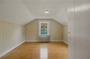 26 Freebody St, Newport, RI 02840 - Photo 26