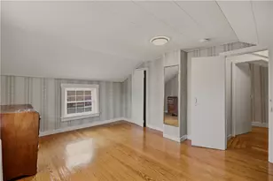 26 Freebody St, Newport, RI 02840 - Photo 20