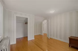 26 Freebody St, Newport, RI 02840 - Photo 24