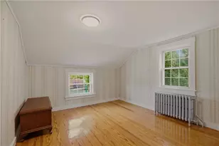 26 Freebody St, Newport, RI 02840 - Photo 14