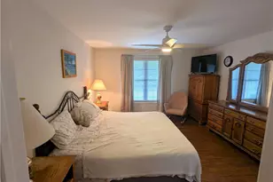105 Village Green Cir, Coventry, RI 02816 - Photo 8