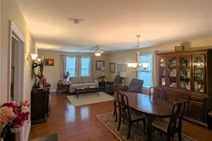 105 Village Green Cir, Coventry, RI 02816 - Photo 10