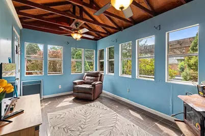 8 Hampden Road, Bristol, RI 02809 - Photo 14