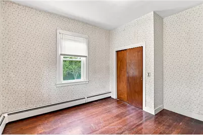 334 Middle Highway, Barrington, RI 02806 - Photo 8