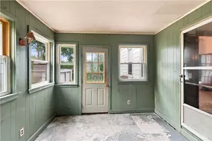 334 Middle Hwy, Barrington, RI 02806 - Photo 24