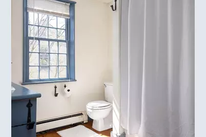 31 Thames Street, Newport, RI 02840 - Photo 14