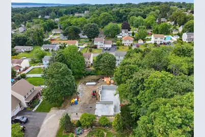 7 Broadview Avenue, Bristol, RI 02809 - Photo 8