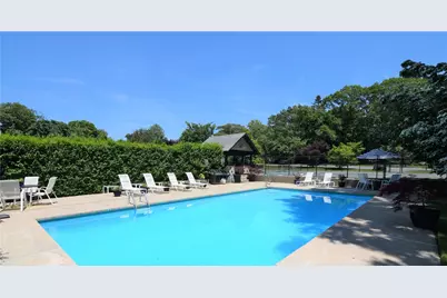 35 Chastellux Avenue #J, Newport, RI 02840 - Photo 24