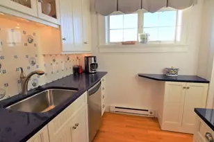 35 Chastellux Ave, Newport, RI 02840 - Photo 12