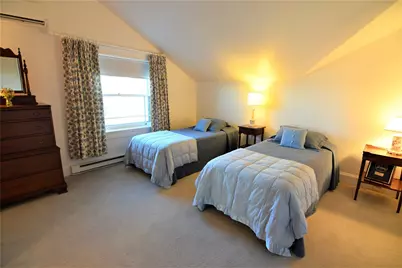 35 Chastellux Avenue #J, Newport, RI 02840 - Photo 16