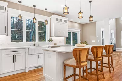 140 South Pier Road, Narragansett, RI 02882 - Photo 12