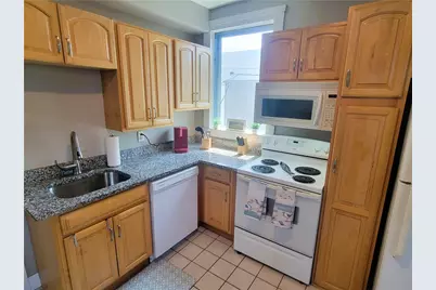 3 Bull Street #2, Newport, RI 02840 - Photo 14