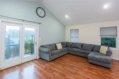13 Island Avenue, Portsmouth, RI 02871 - Photo 6
