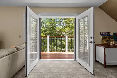 93 Kickemuit Avenue, Bristol, RI 02809 - Photo 28