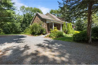 93 Kickemuit Avenue, Bristol, RI 02809 - Photo 2