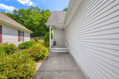 42 Leighas Lane, Coventry, RI 02816 - Photo 40
