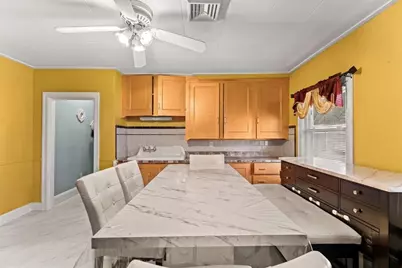 85 Maynard Street, Pawtucket, RI 02860 - Photo 22