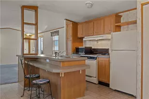 34 Langdon Ave, Pawtucket, RI 02861 - Photo 14