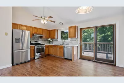 23 Justin Way, Cranston, RI 02910 - Photo 4